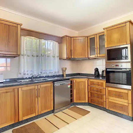 Casa Mes Amis By Lovelystay Сasa de vacaciones Relogio do Poiso