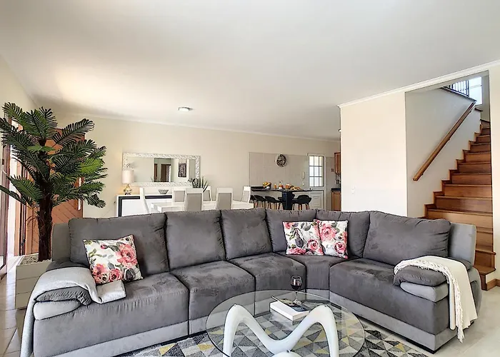 Casa Mes Amis By Lovelystay * Relogio do Poiso